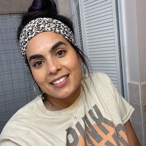 Meet your Posher, Andrea